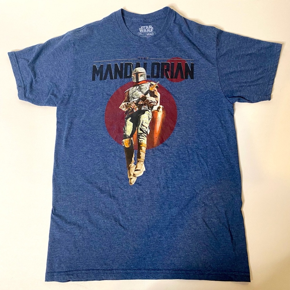 Star Wars blue Mandalorian graphic Tshirt‎ men's medium
